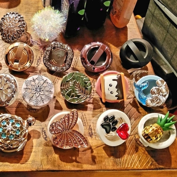 2 CAR FRAGRANCE HOLDERS by Bath and Body Works - Picture 2 of 2